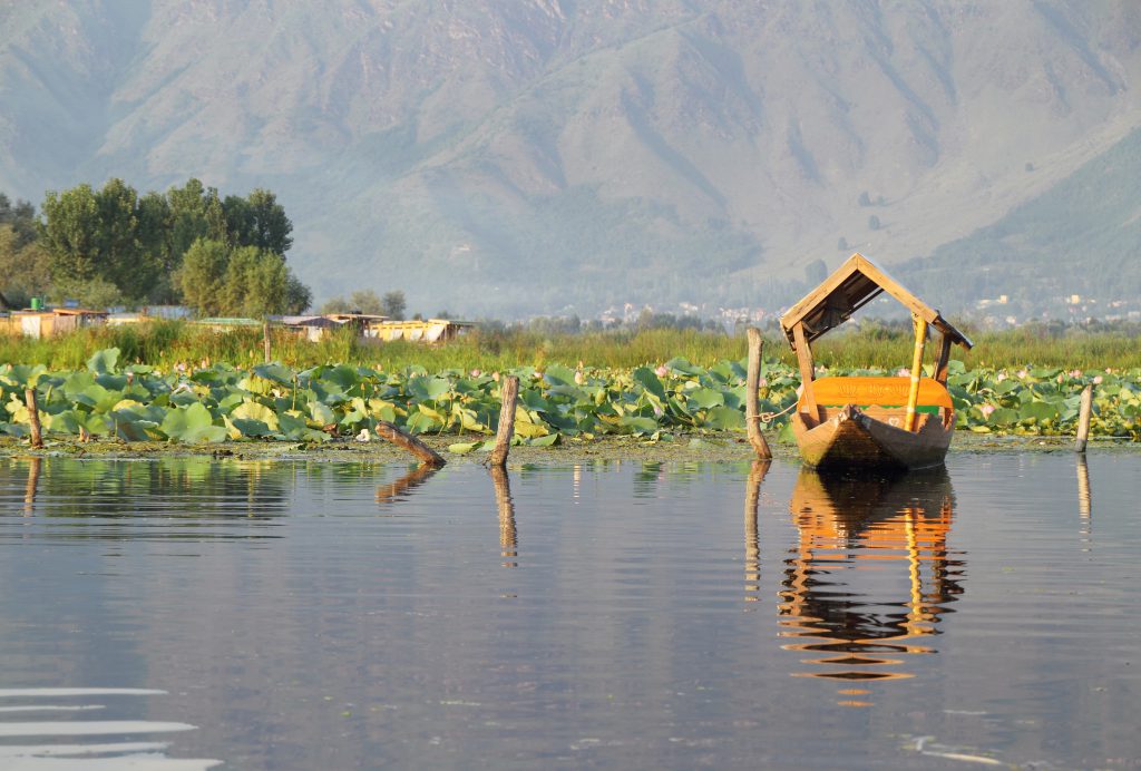 Kashmir Paradise Tour — 5 Nights 6 Days